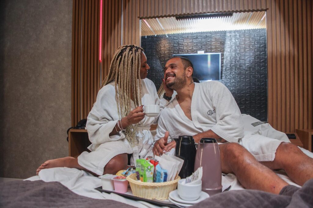 Casal no Motel