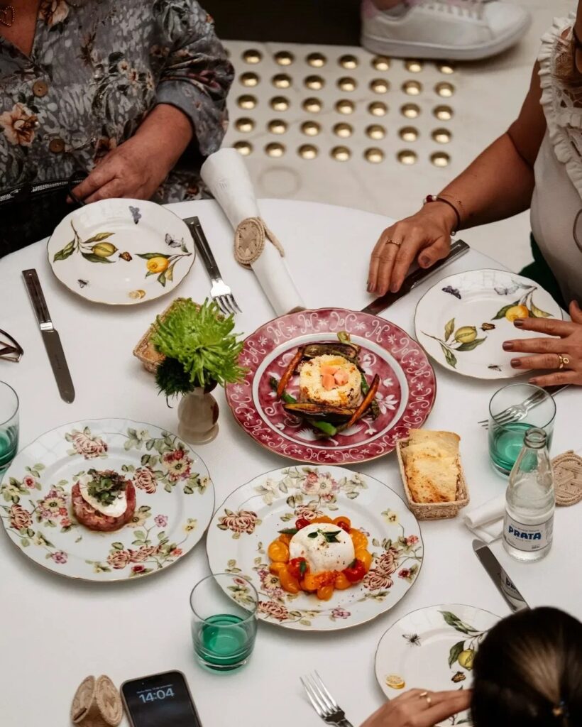 Leila Restaurante - Tania Bulhões