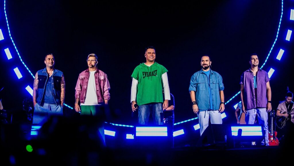 Sorriso Maroto ao vivo