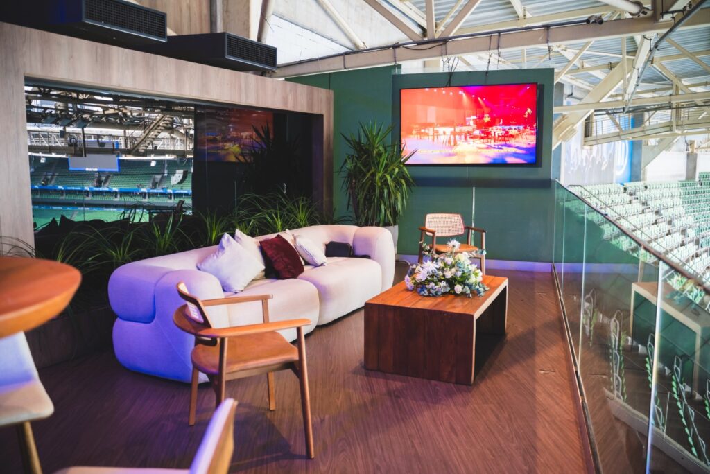 Área externa de conforto no Mirante no Allianz Parque