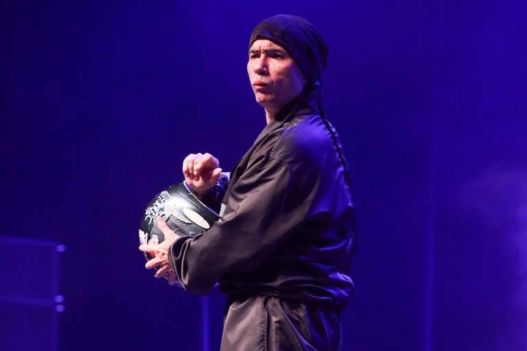 Stand Up Marco Luque