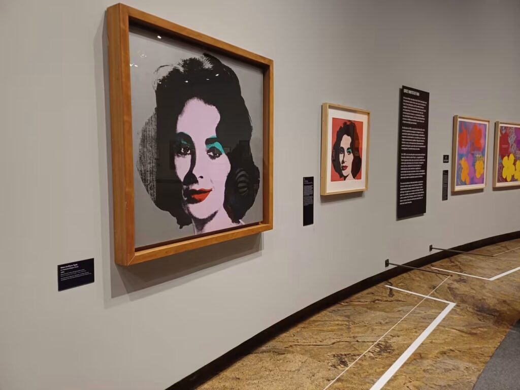 Exposição Warhol