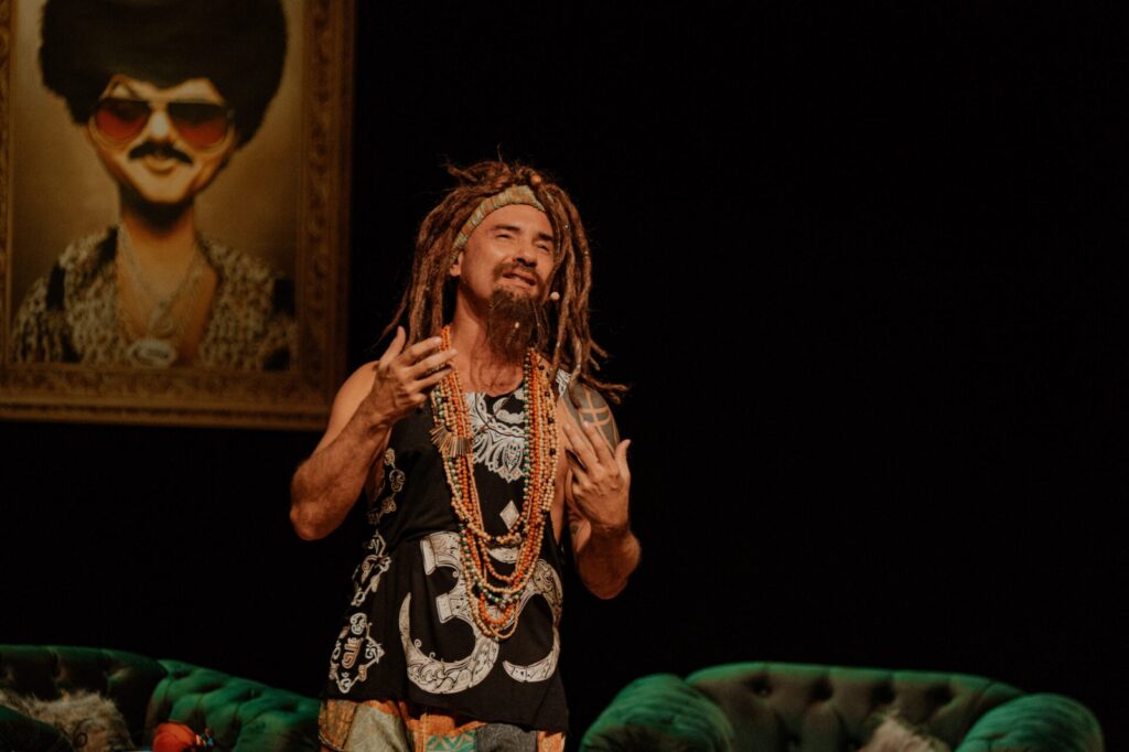 Stand-Up Marco Luque