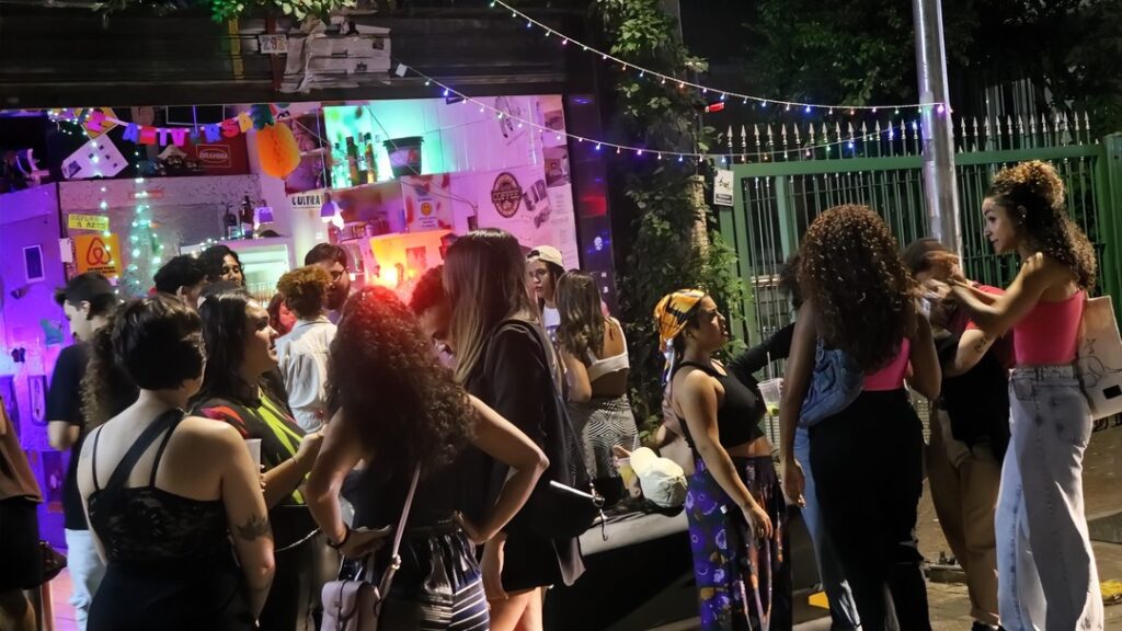 Bar temático exclusivo para você e seus amigos