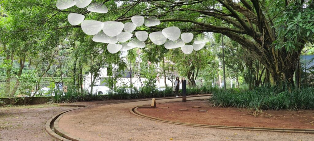 Praça Adolpho Bloch