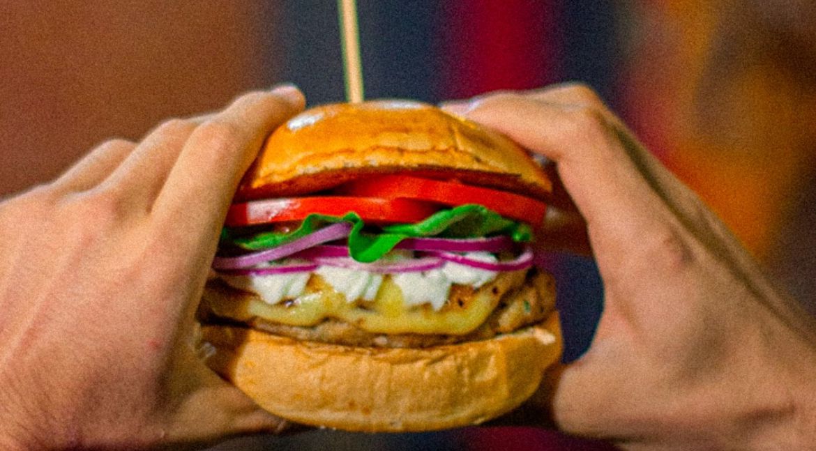 Hambúrguer de jacaré