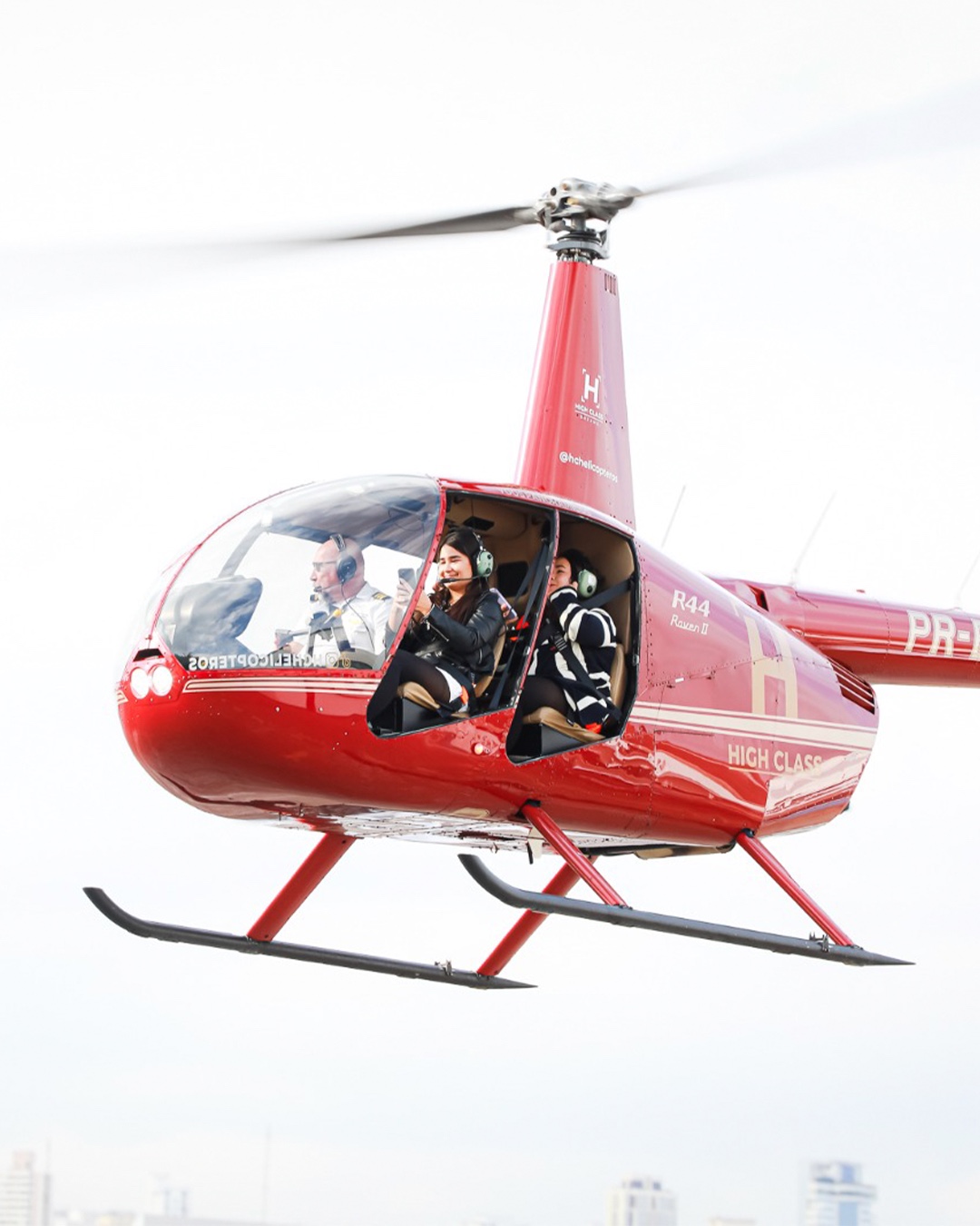 High Class Táxi Aéreo passeio de helicóptero / Divulgação