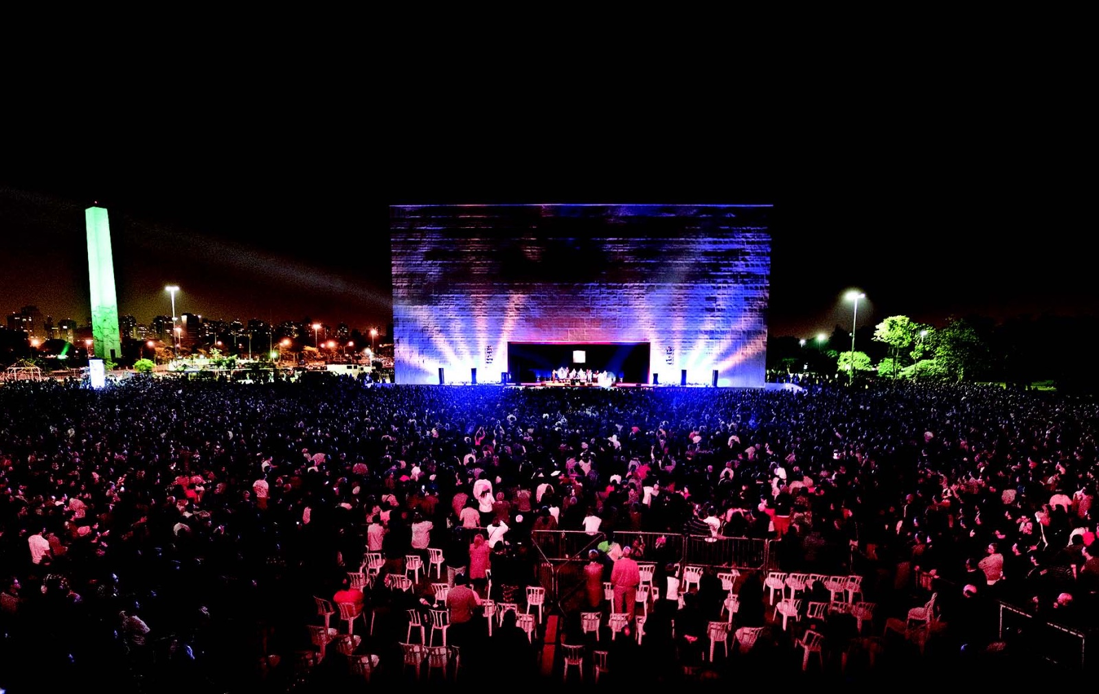 Palco externo do auditório Ibirapuera