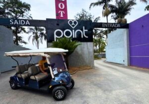 Motel Point - Love Car