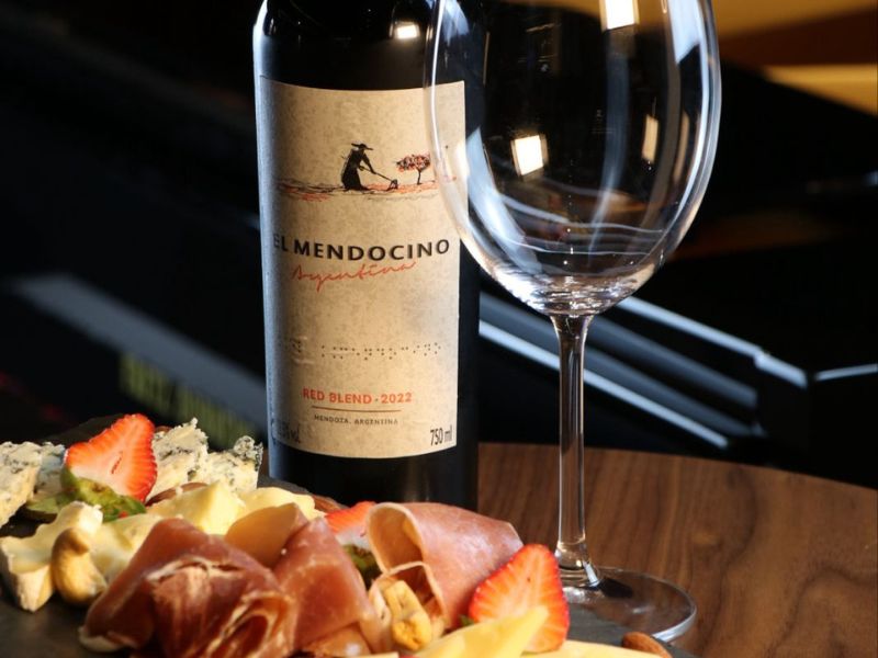 Piano Bar da The Black Tie